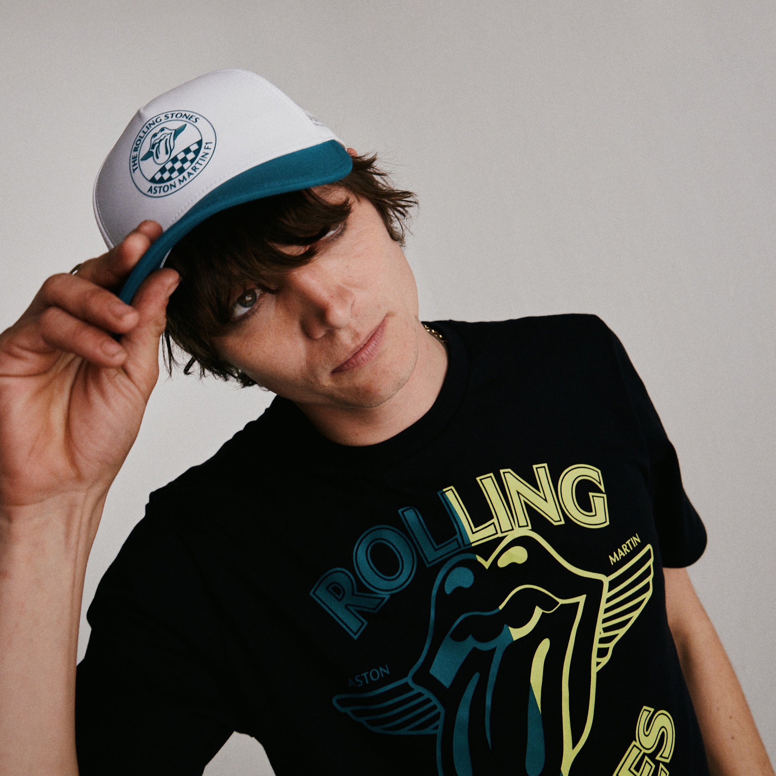 The Rolling Stones×ASTON MARTIN コラボキャップ ASTON MARTIN Aramco F1® X ROLLING STONES CAP - The Rolling Stones