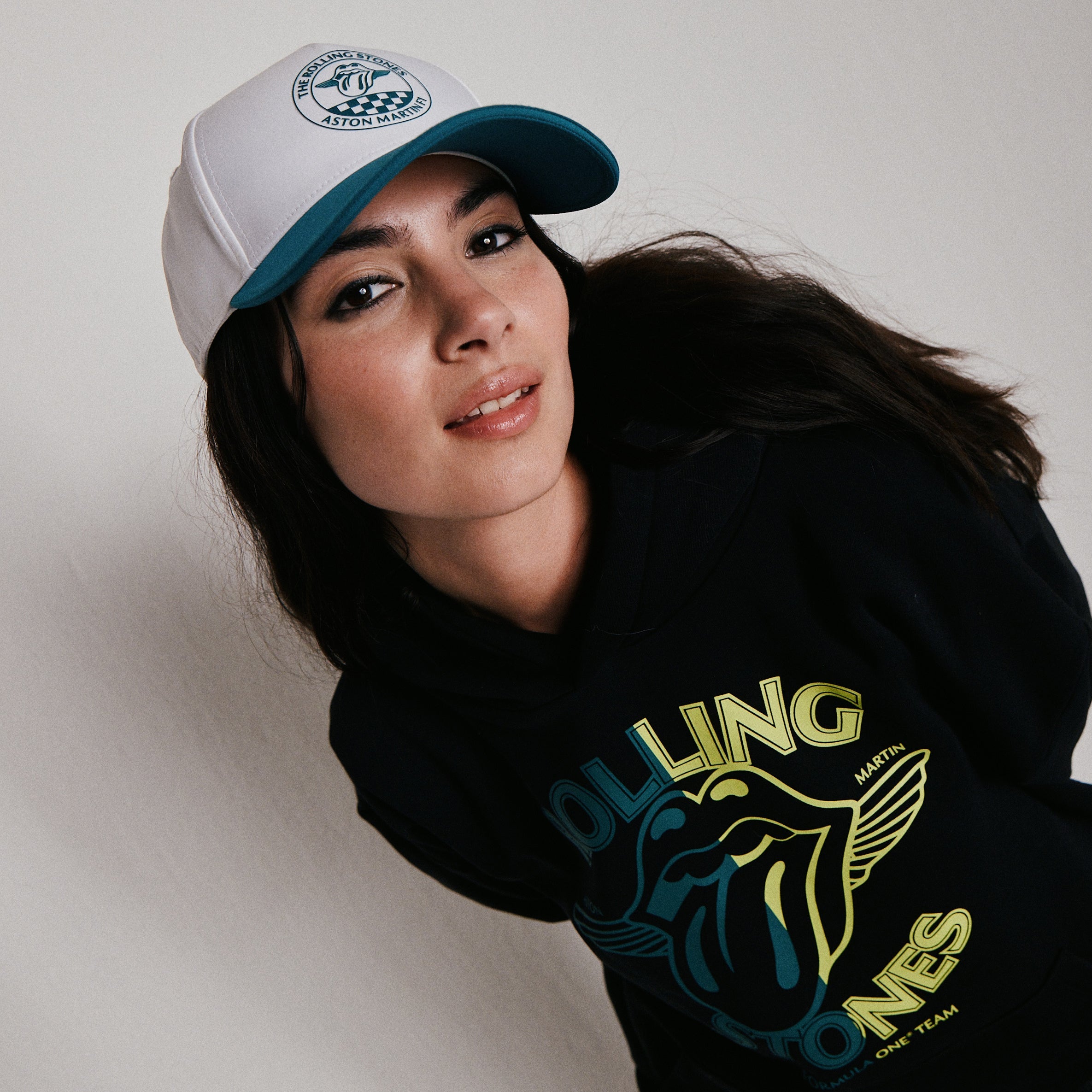 The Rolling Stones×ASTON MARTIN コラボキャップ ASTON MARTIN Aramco F1® X ROLLING STONES CAP - The Rolling Stones