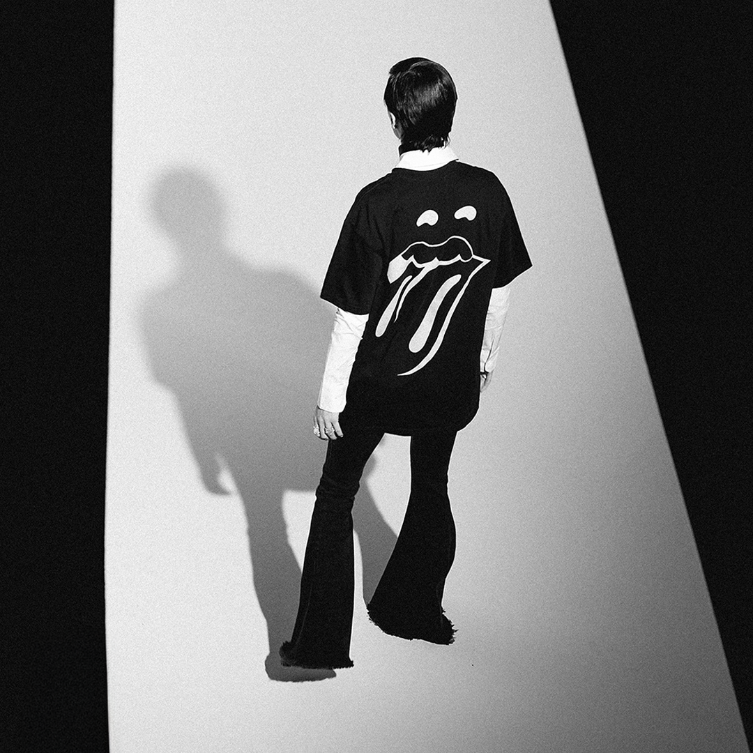 Paint It Black Tongue Outline T-shirt