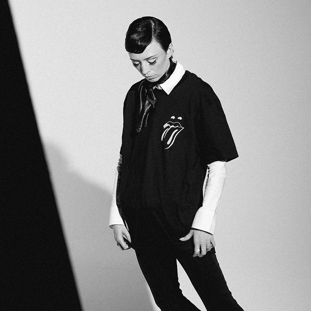 Paint It Black Tongue Outline T-shirt