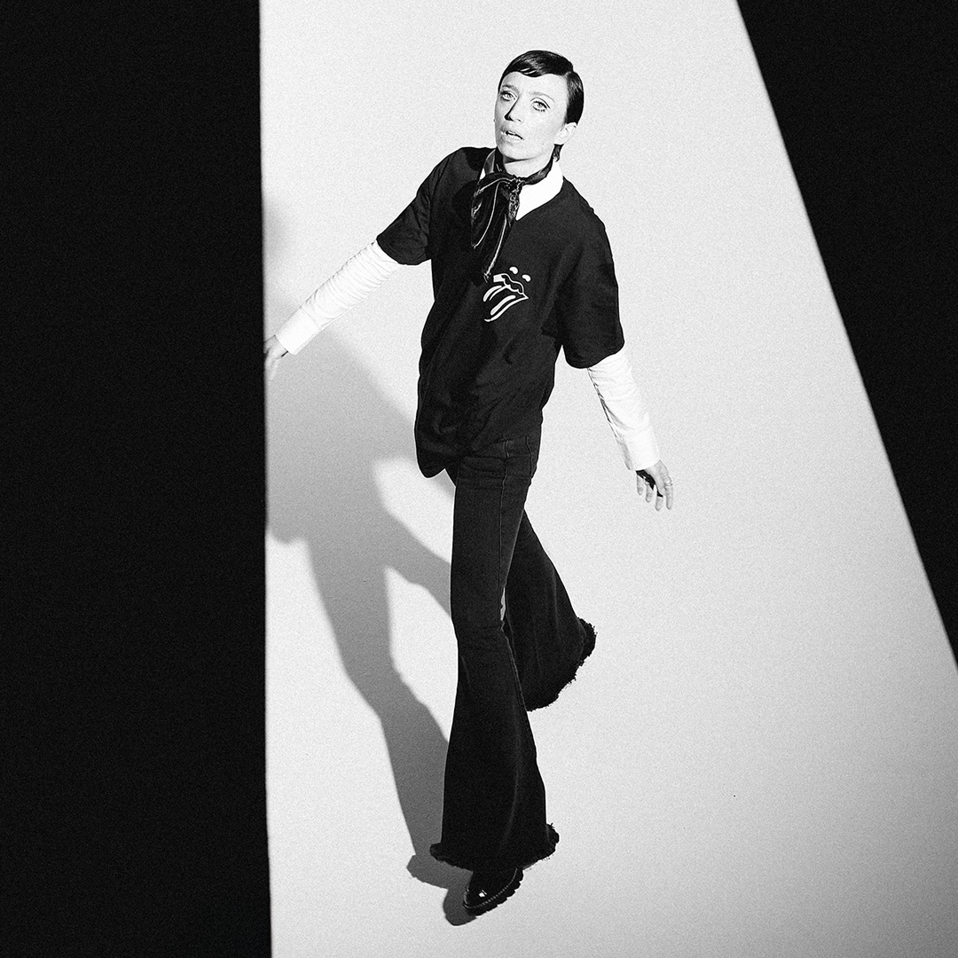 Paint It Black Tongue Outline T-shirt