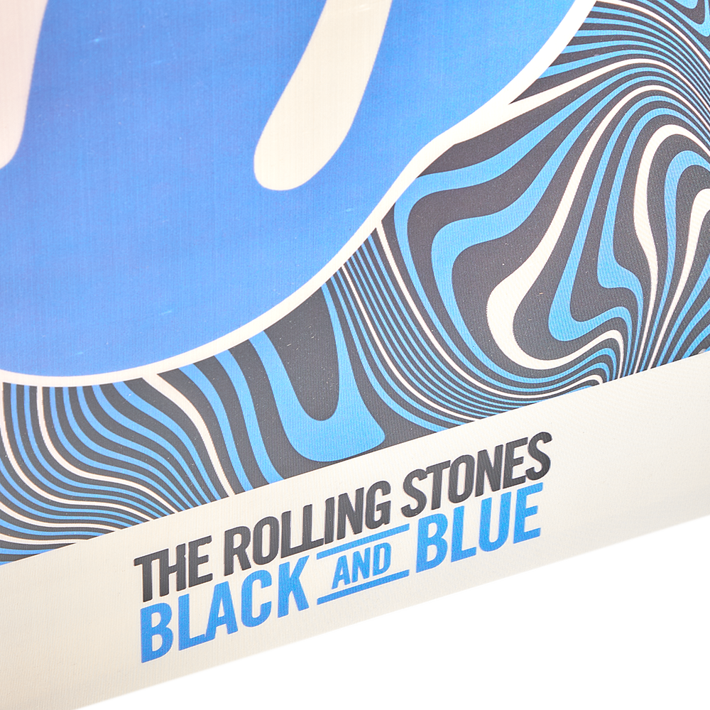 Black and Blue Lenticular Poster detail 2