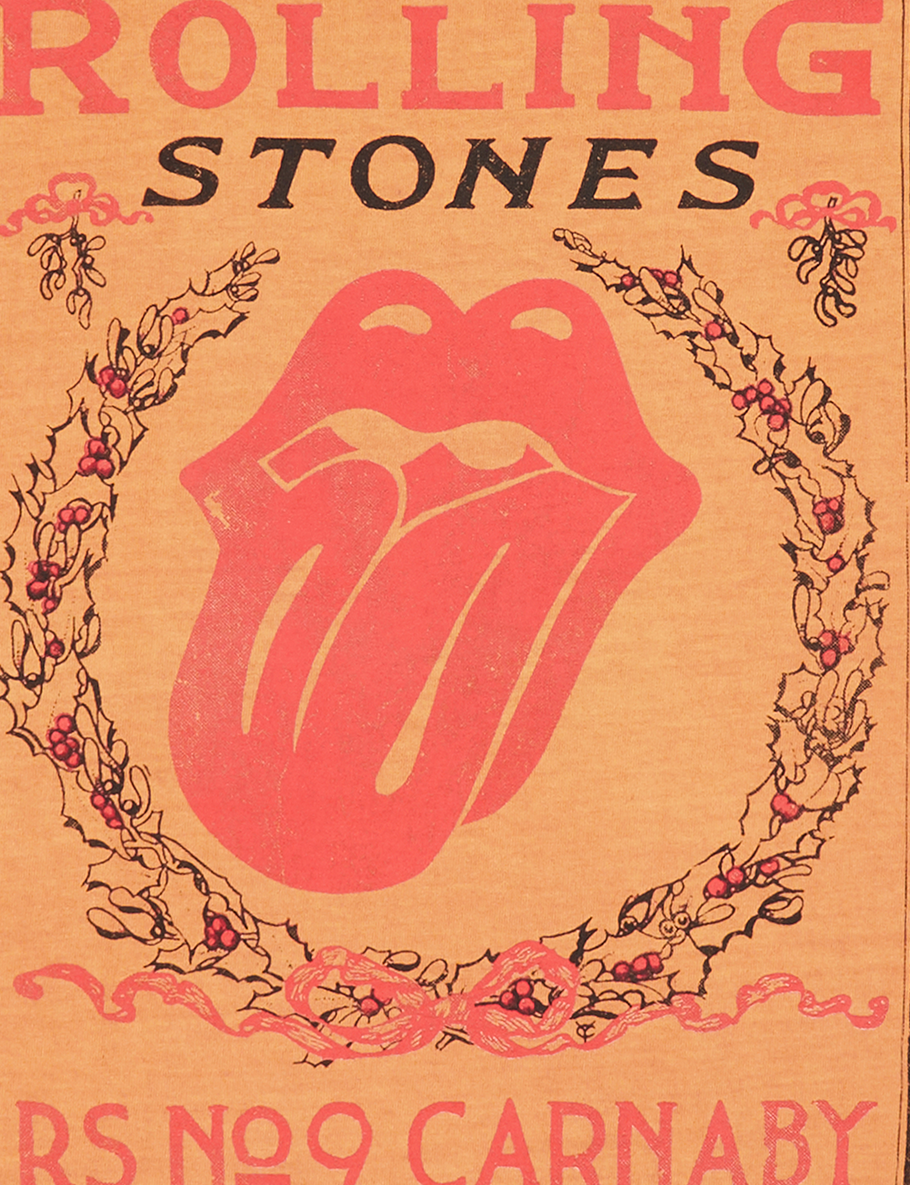 RS No. 9 Wreath T-shirt Detail