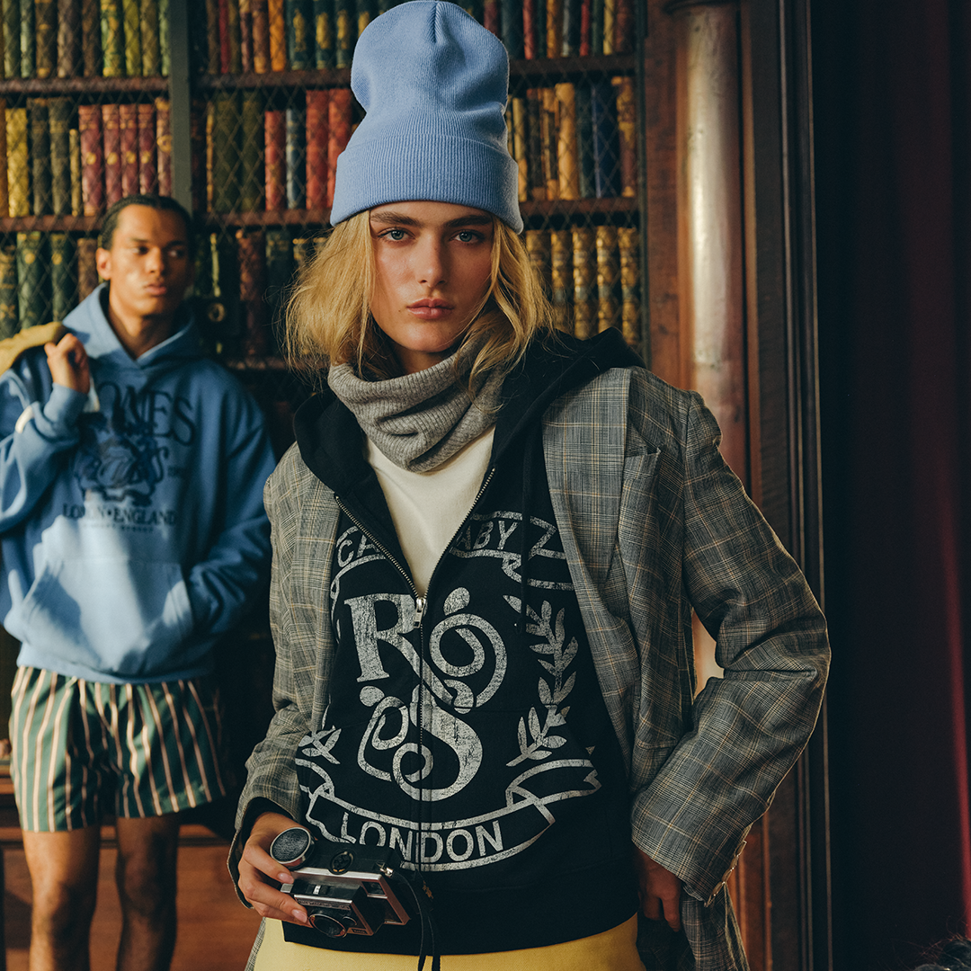 RS No. 9 Crest Zip Up Hoodie Model