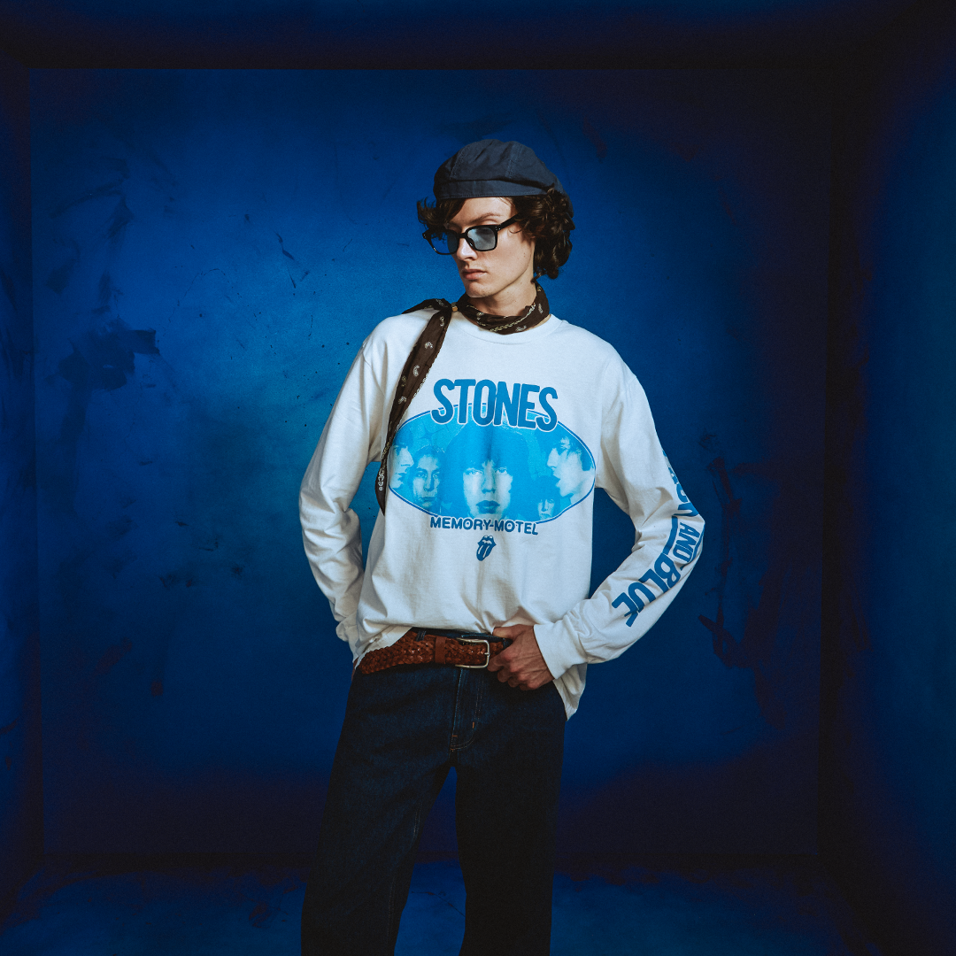Black and Blue White Longsleeve T-Shirt